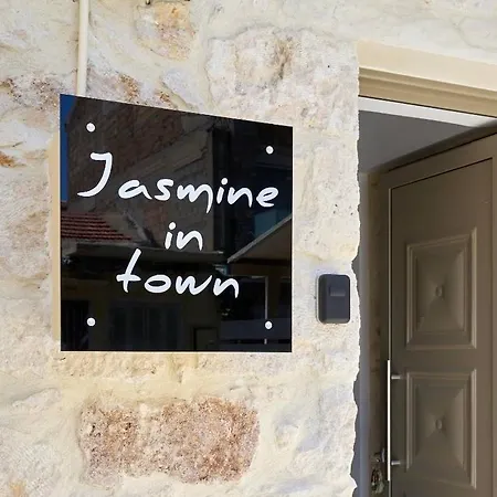 Jasmine In Town Apartment Nea Alikarnassos Exterior photo